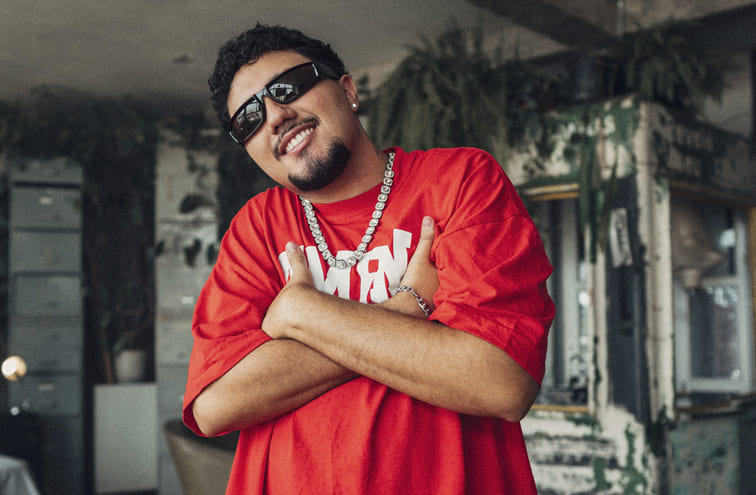 O trapper Nesk Only conta com a colaboração de Dunamis Music no lançamento do single e clipe de “Mucho Mais”