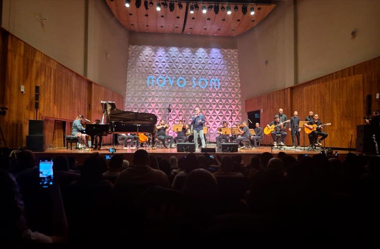 Novo Som celebra trajetória em noite histórica com grandes sucessos em formato orquestral na Sala Cecília Meireles